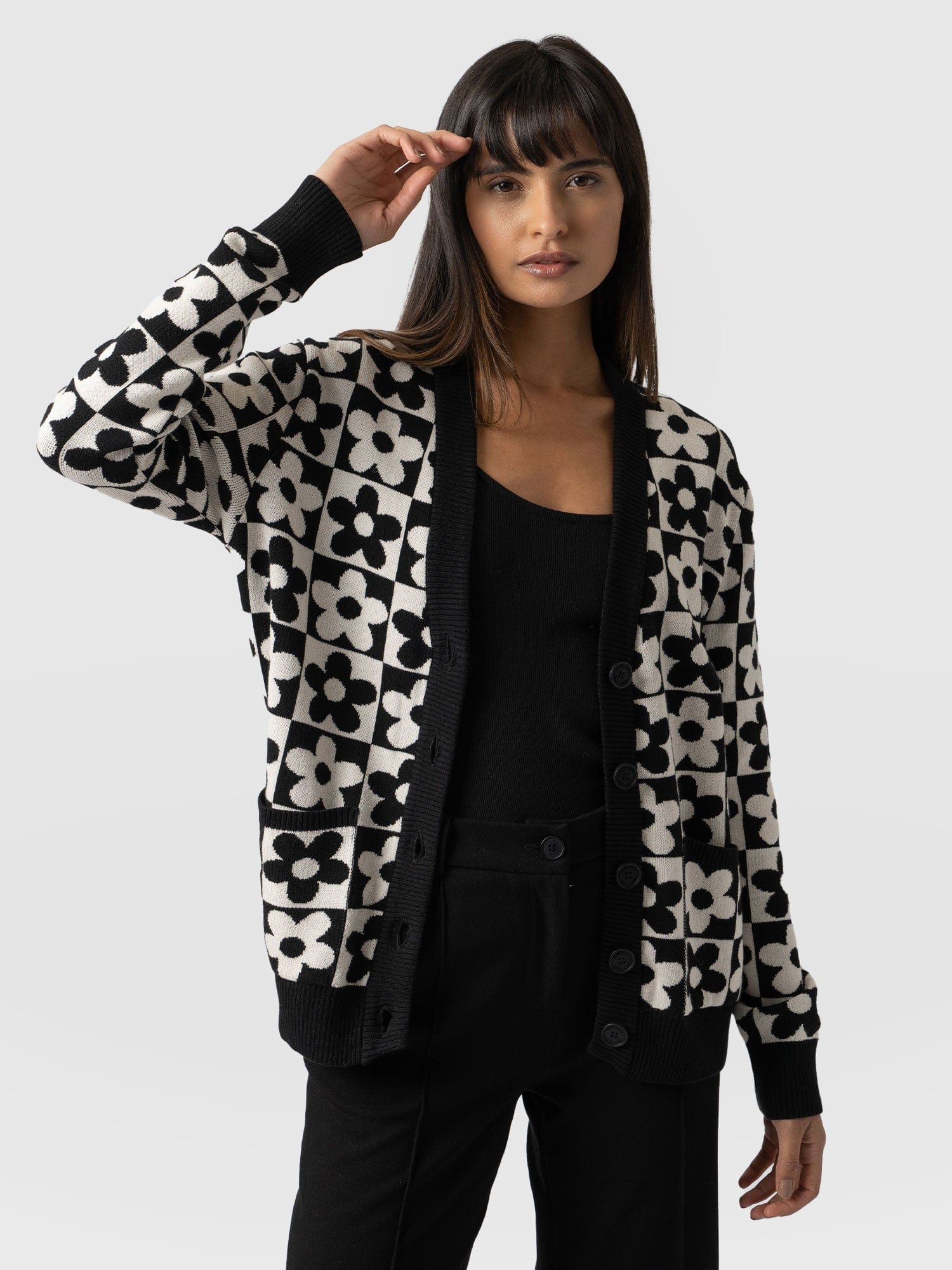 Eden Cardigan Monochrome Flower - Women's Cardigans | Saint + Sofia® EU